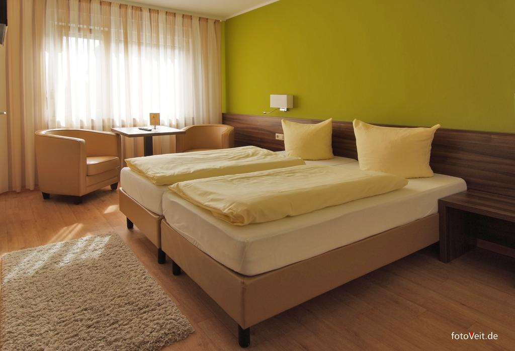 L' Angolo Ristorante & Hotel Gmbh Trèves Chambre photo